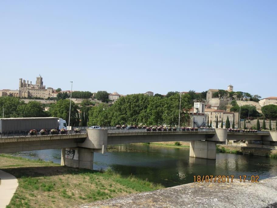 T2 Centre Ville, Wifi, Parking Beziers Bagian luar foto