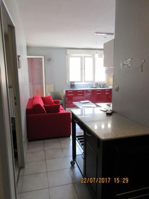 T2 Centre Ville, Wifi, Parking Beziers Bagian luar foto